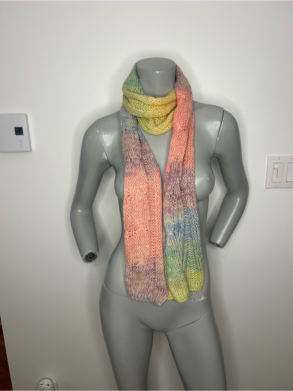 Soft Pastel Gradient Knit Scarf - Multicolor